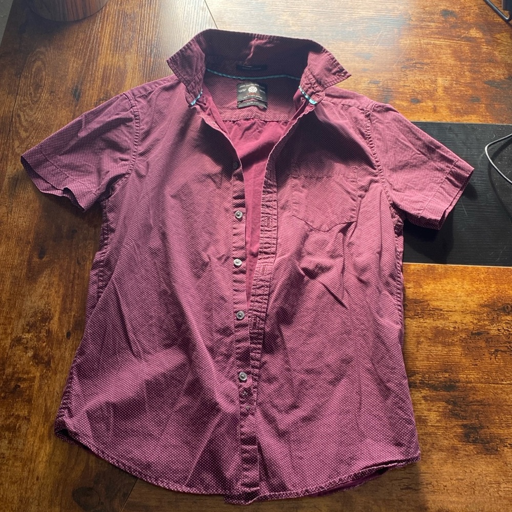 Cactus Man Short Sleeve Button down, Slim Fit, Maroon with White Polka Dots